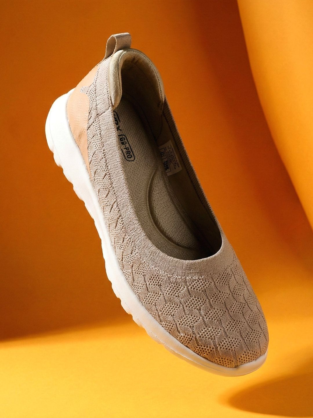 HRX by Hrithik Roshan Women Mesh Walking Shoes