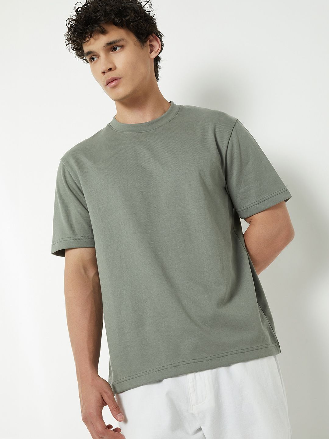 max Men T-shirt