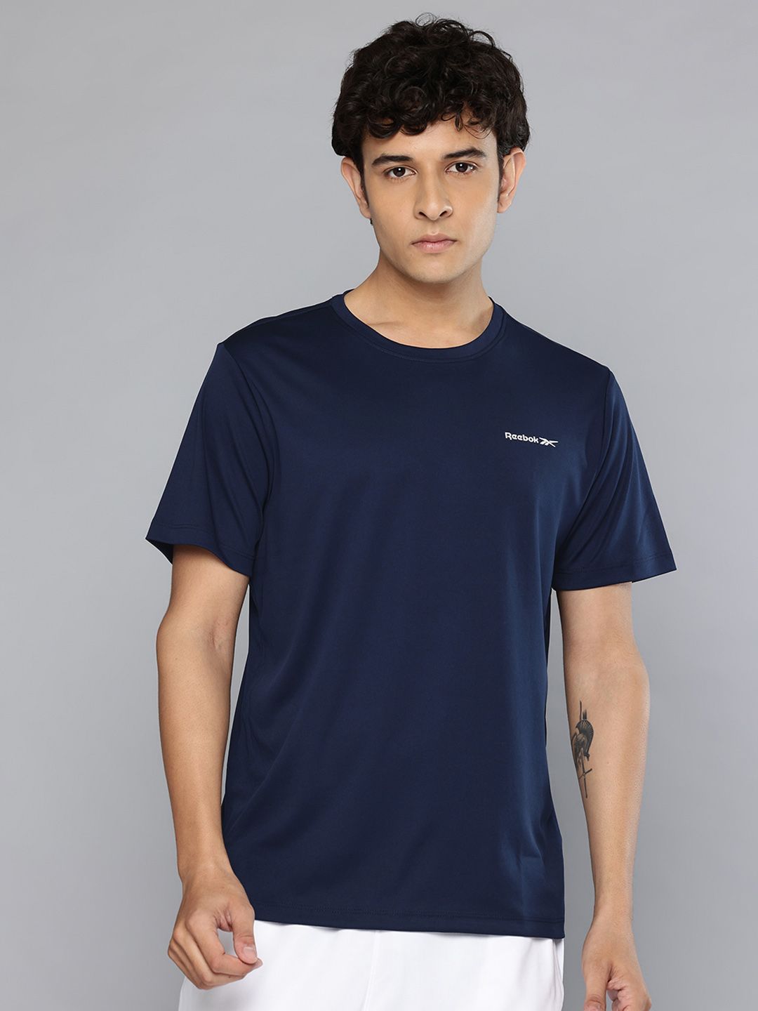 Reebok Brand Logo Detail Speedwick T-shirt