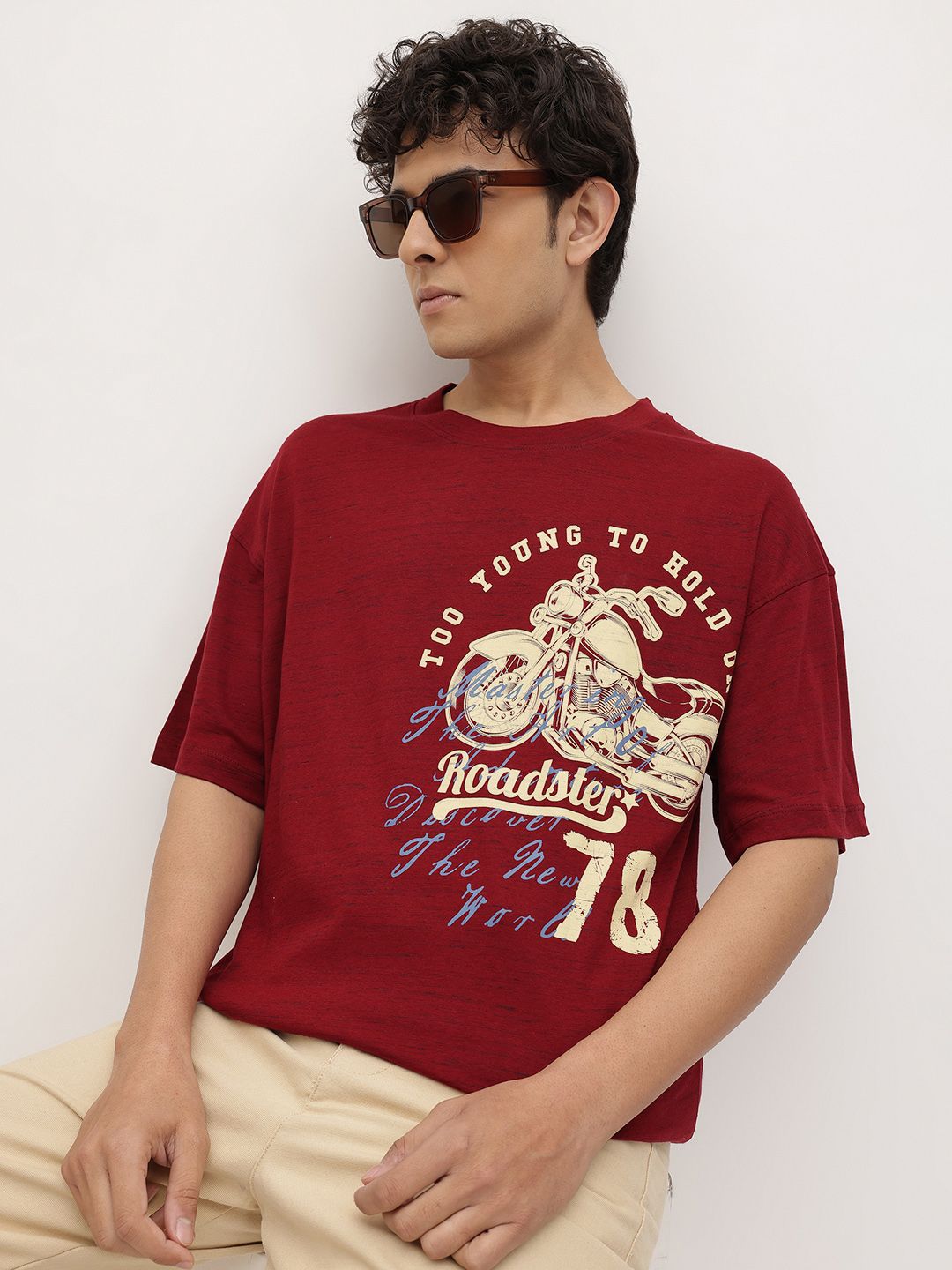 The Roadster Life Co. Graphic Printed Drop-Shoulder Sleeves T-shirt