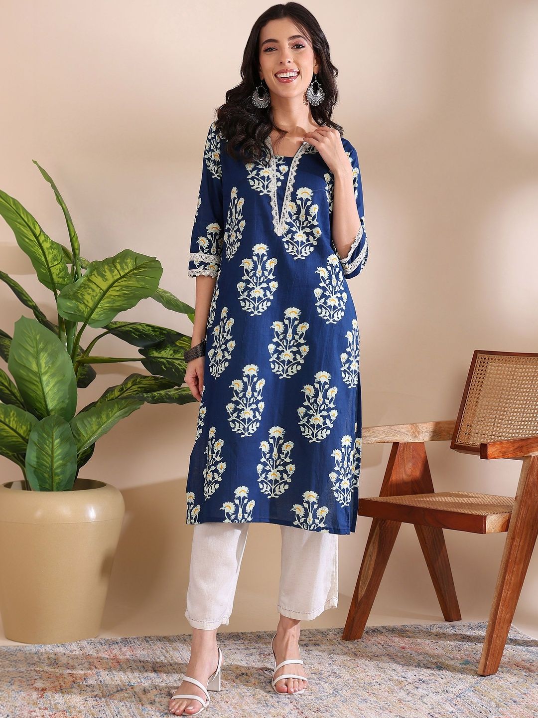 lavandis Floral Printed V-Neck Pure Cotton Blend Kurti