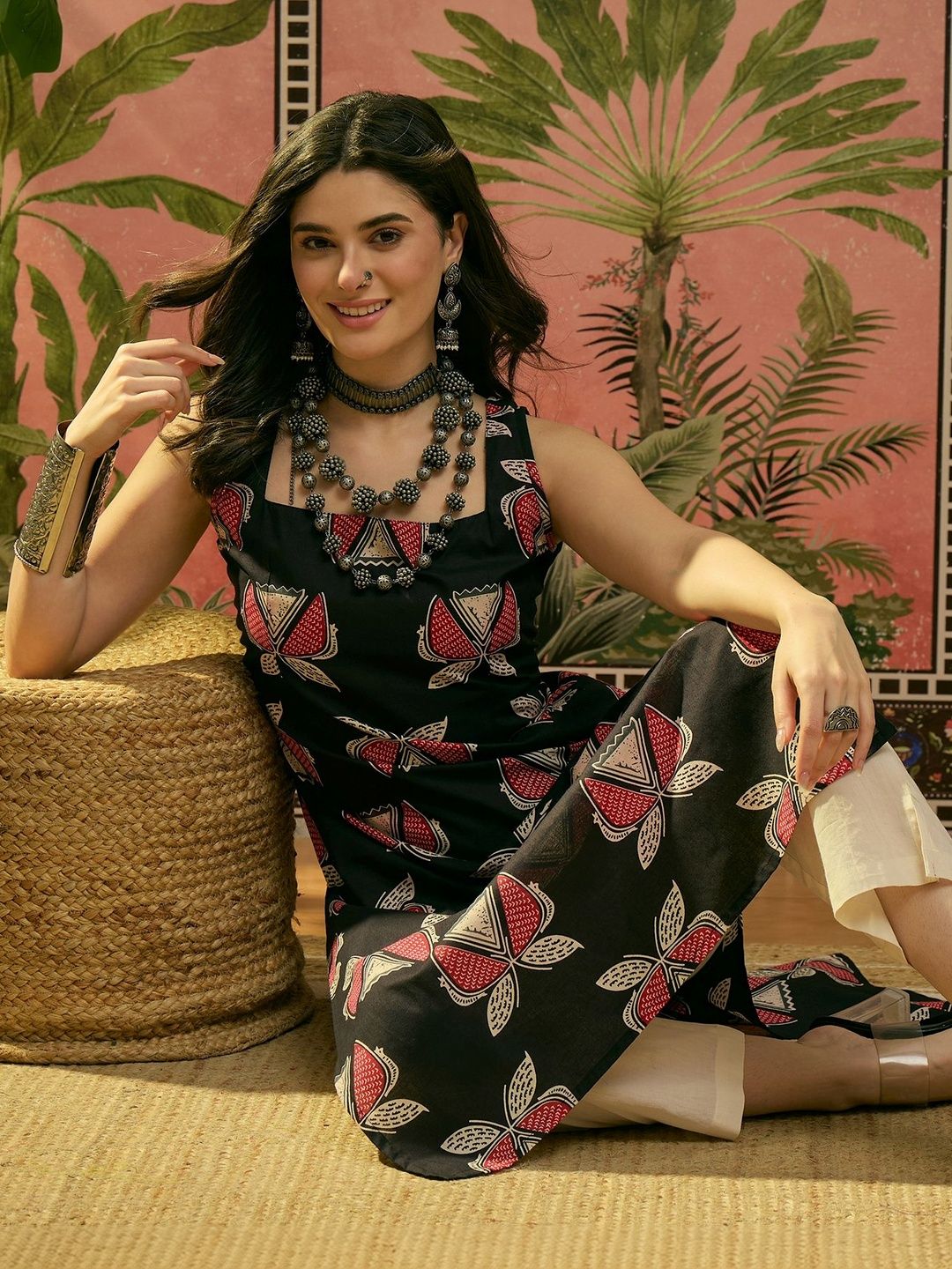 Sangria Printed Cotton Square Neck Straight Kurta