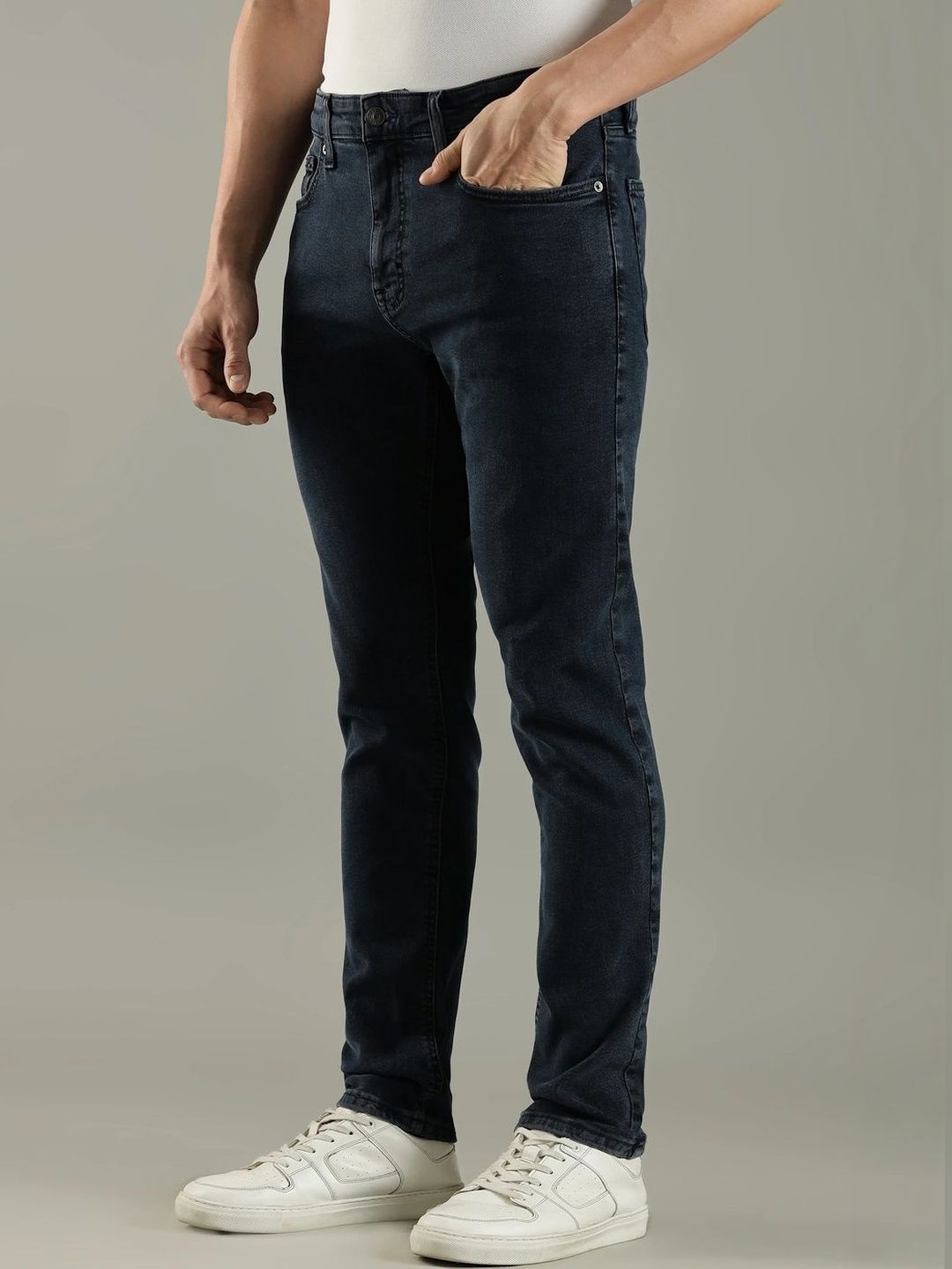 Slim Fit Mid-Rise Light Fade Jeans
