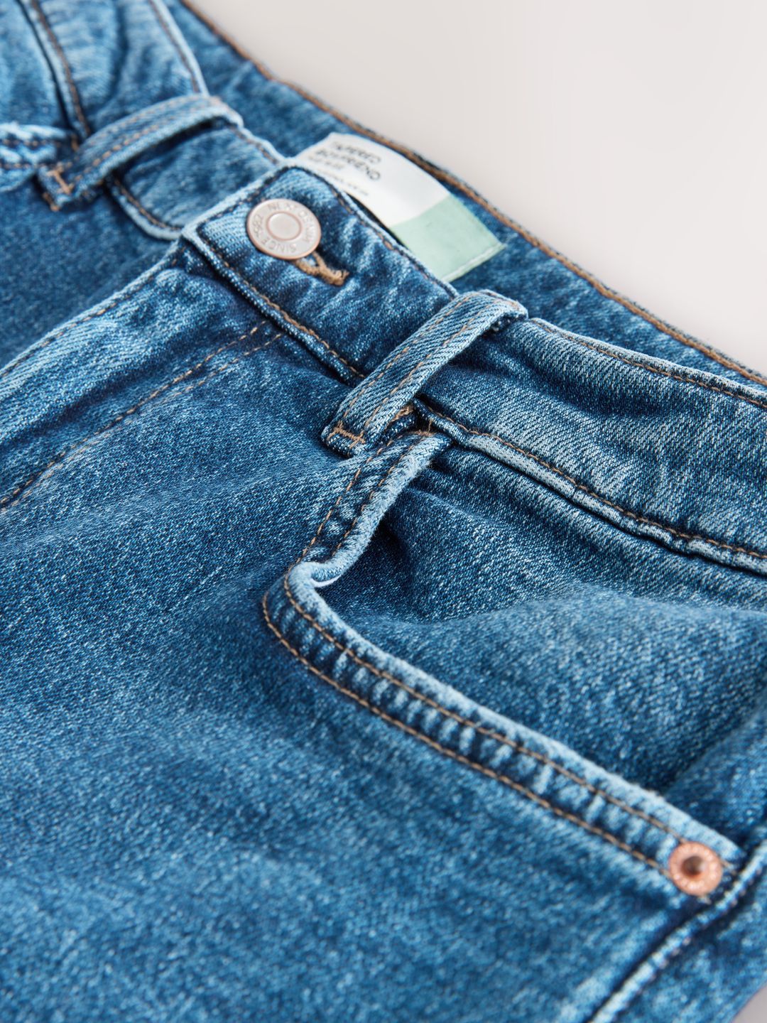 Regular Fit Mid-Rise Stretchable Jeans