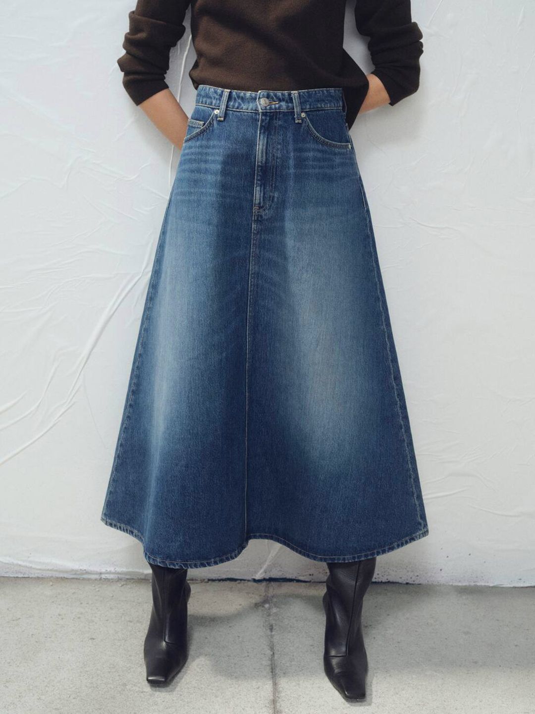 Mid-Rise Washed Flared Denim Midi Skirt
