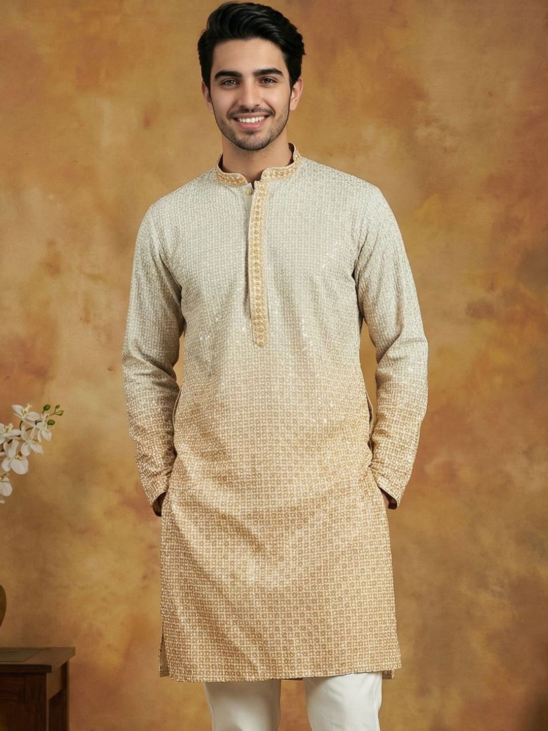 Jompers Men Geometric Embroidered Sequinned Kurta