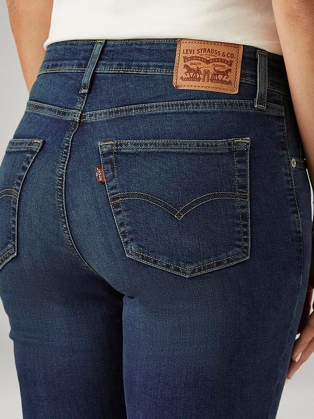 725 Dark-Blue Bootcut Fit High Rise Jeans