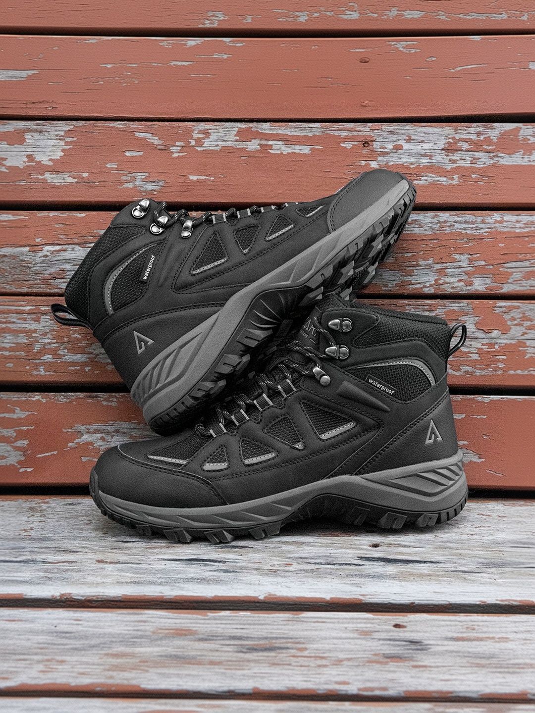 Red Tape Men Trekking Non-Marking Shoes