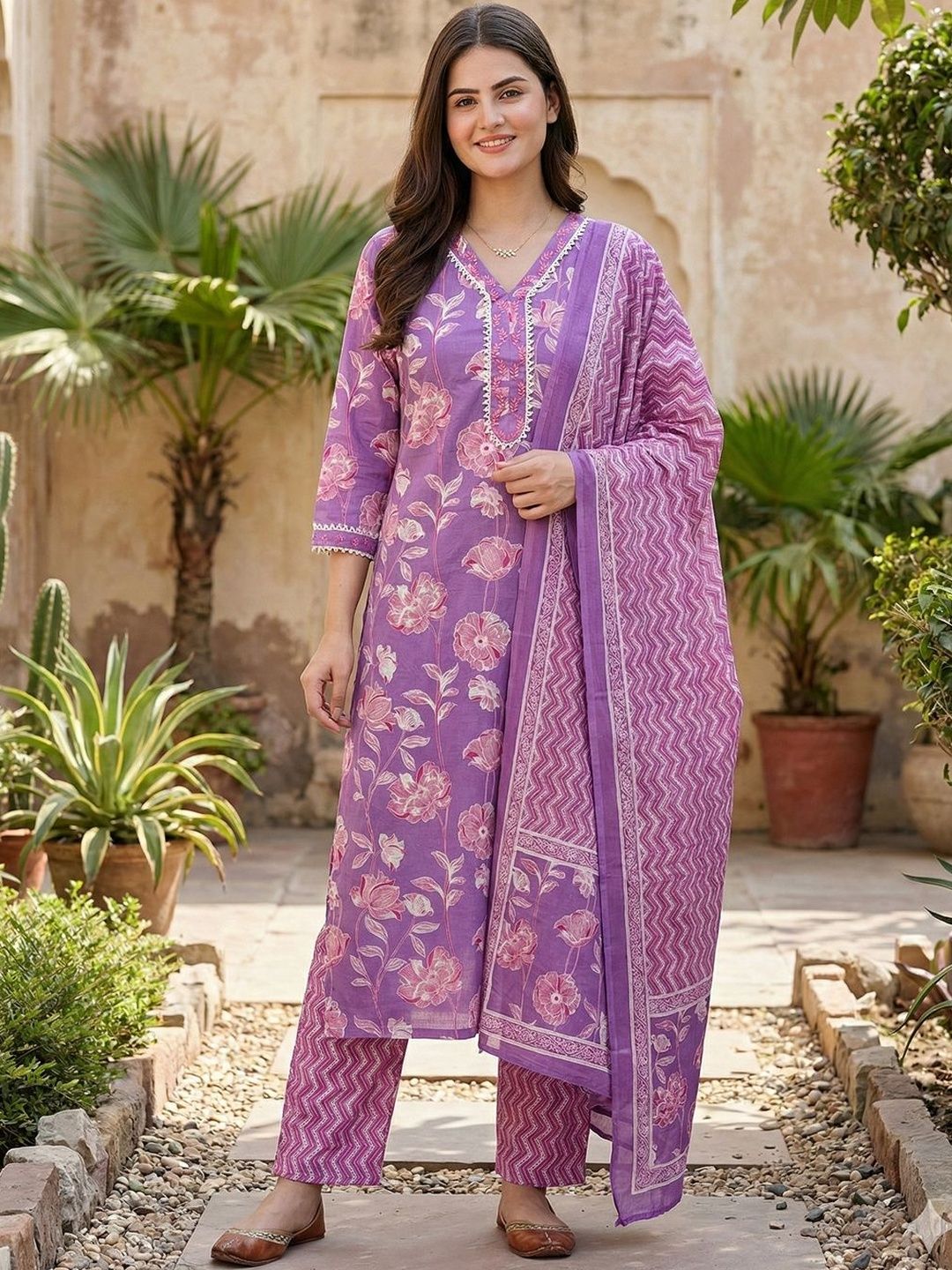 Anouk Women Floral Printed Regular Thread Work Pure Cotton Kurta with Trousers & With Dupatta