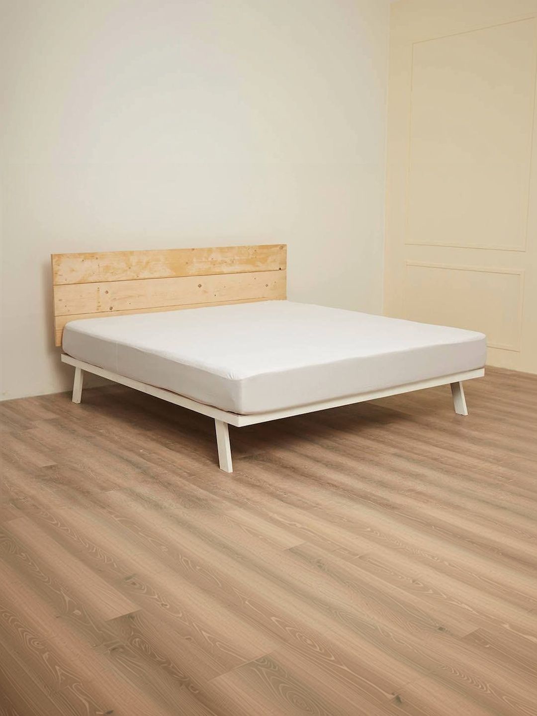 Creeva White Terry Water Resistant Mattress Protector