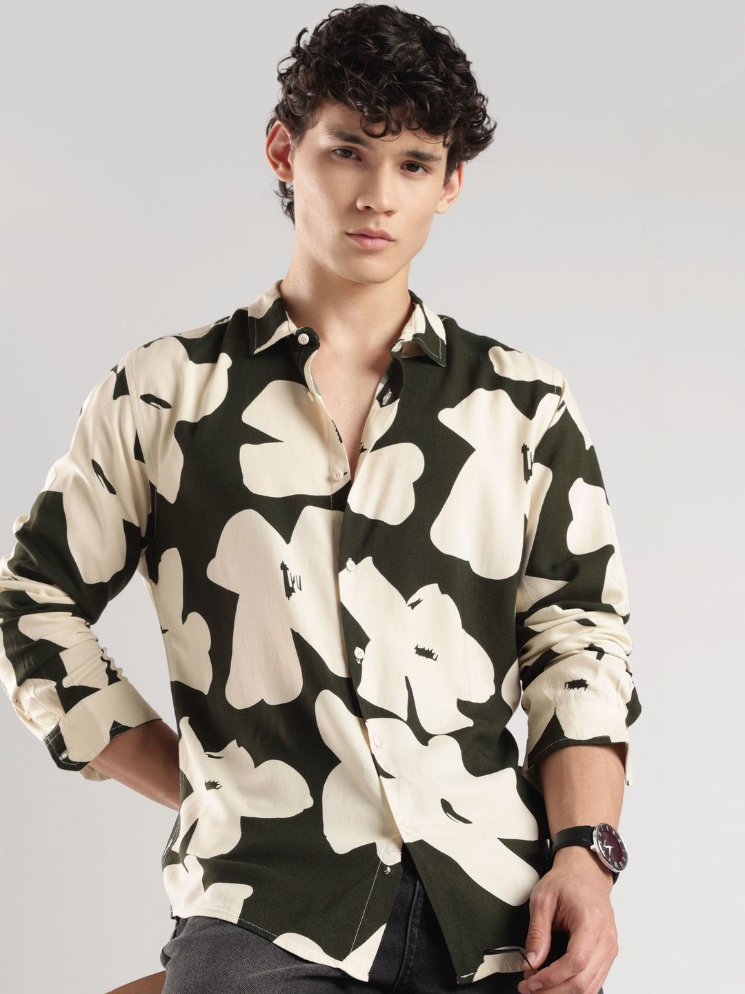 HERE&NOW Men Slim Fit Floral Printed Casual Shirt