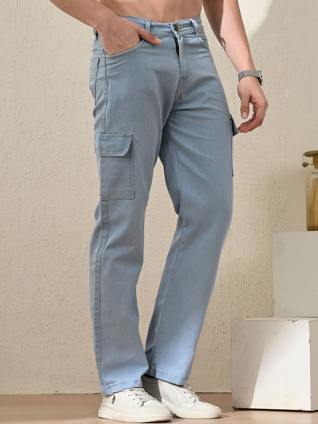 HERE&NOW Men Classic Straight Fit Mid-Rise Light Fade Stretchable Jeans