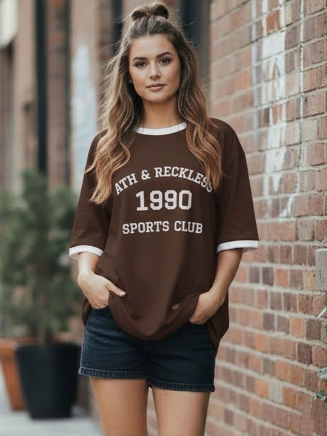 TQH TQH Women Typography Printed T-shirt