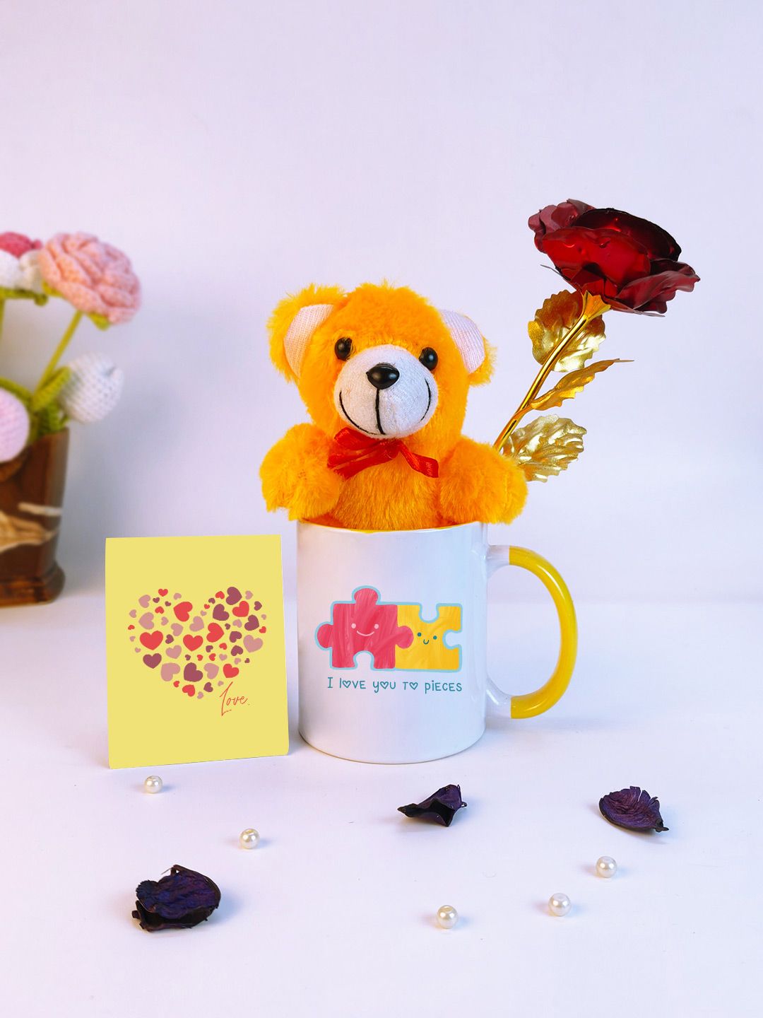 Giftii 4 Pieces Red & Yellow Valentines Day Gift Set