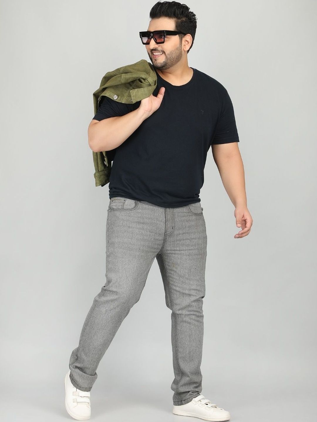 XL Wear Men Regular Fit Mid-Rise Stretchable Jeans