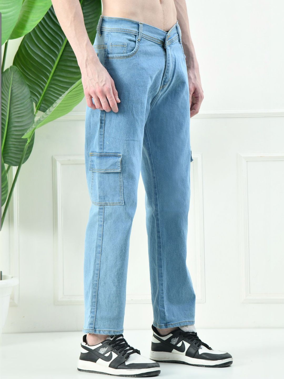 HERE&NOW Men Classic Regular Fit Mid-Rise Light Fade Stretchable Jeans