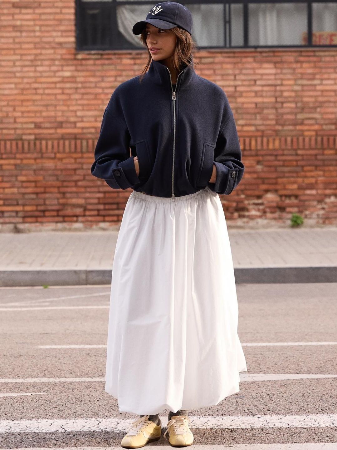 Balloon midi skirt
