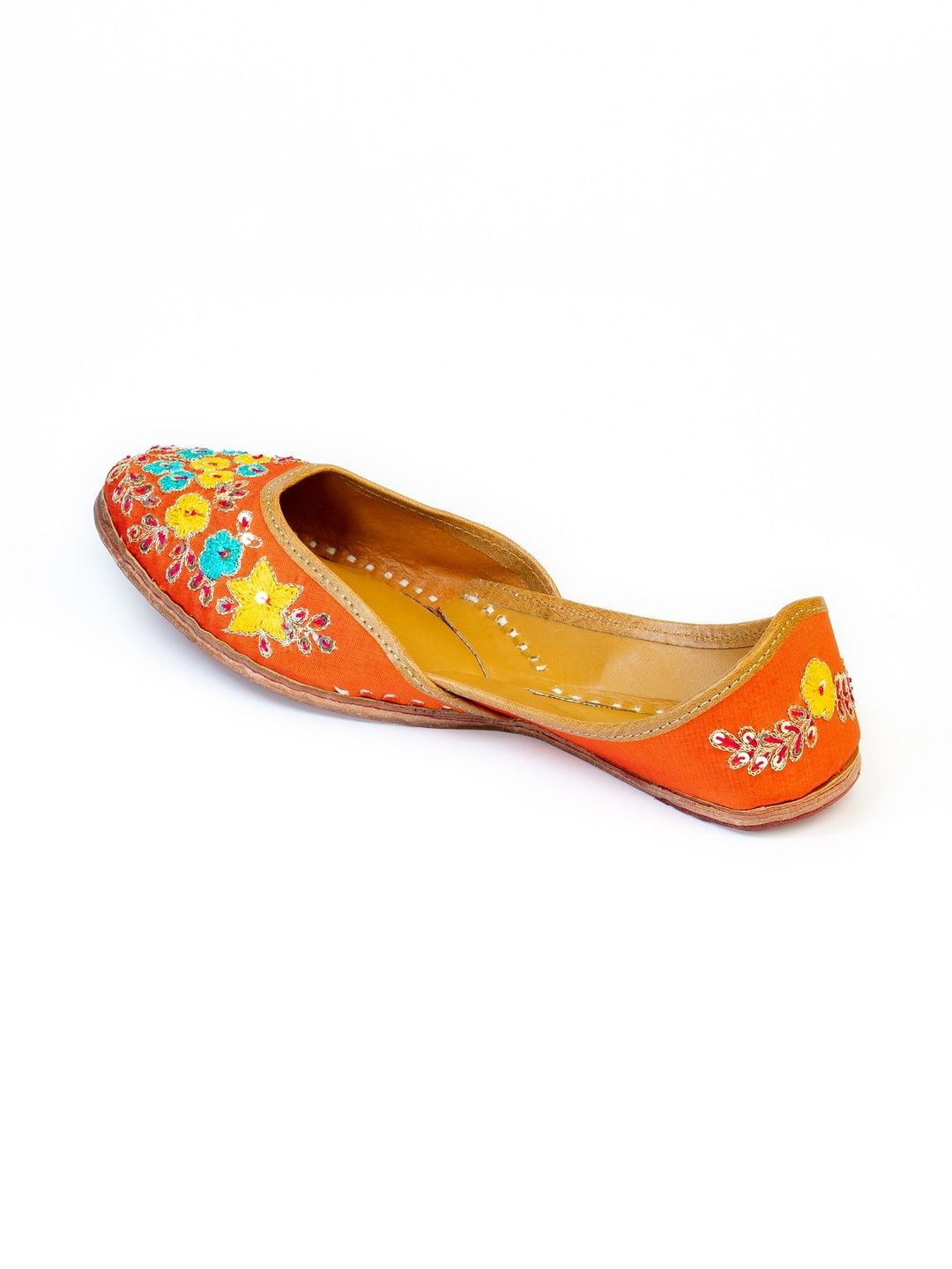 Anouk Women Ethnic Mojaris Flats