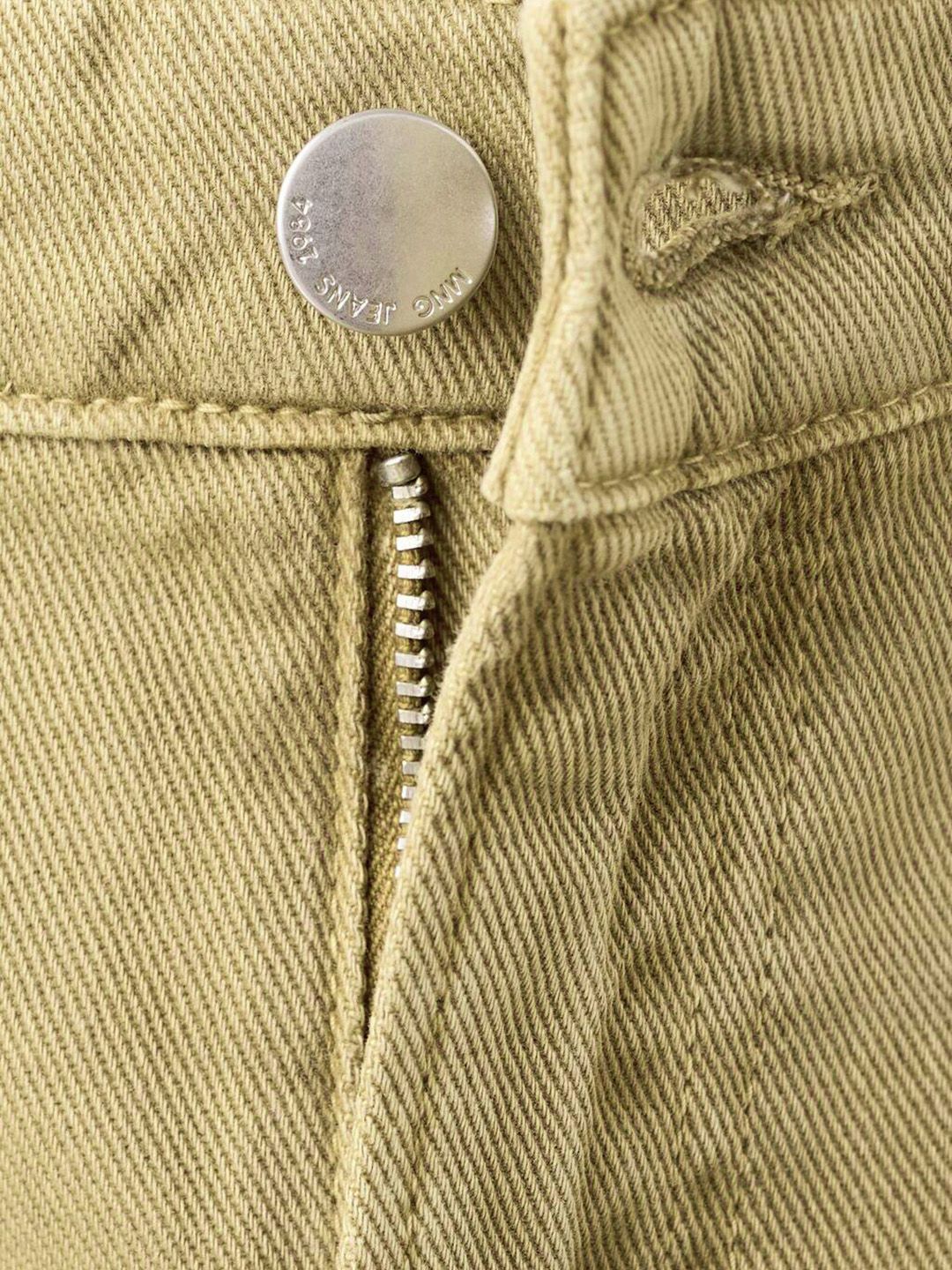 Pure Cotton Barrel Fit Mid-Rise Jeans