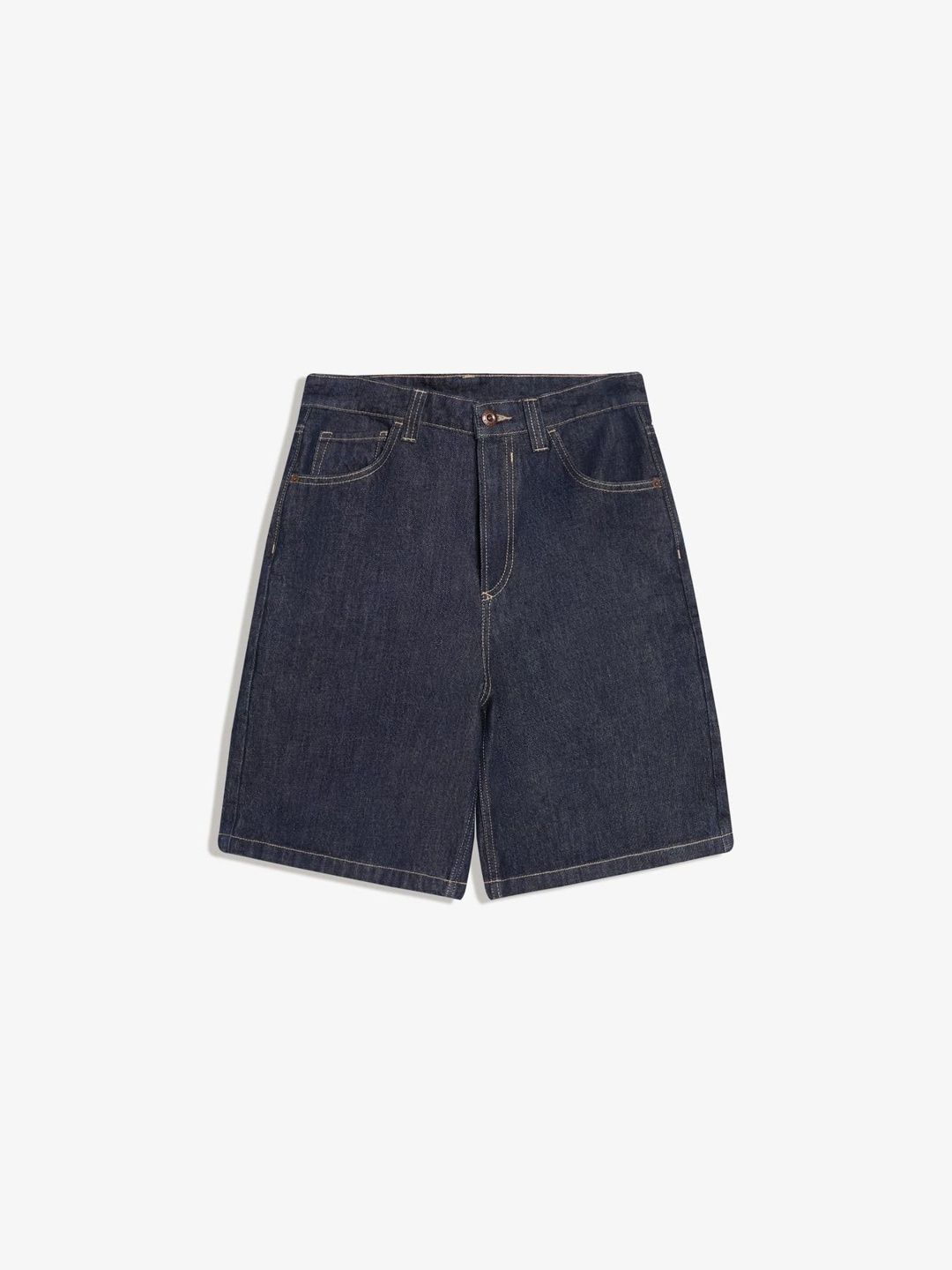 Baggy denim shorts