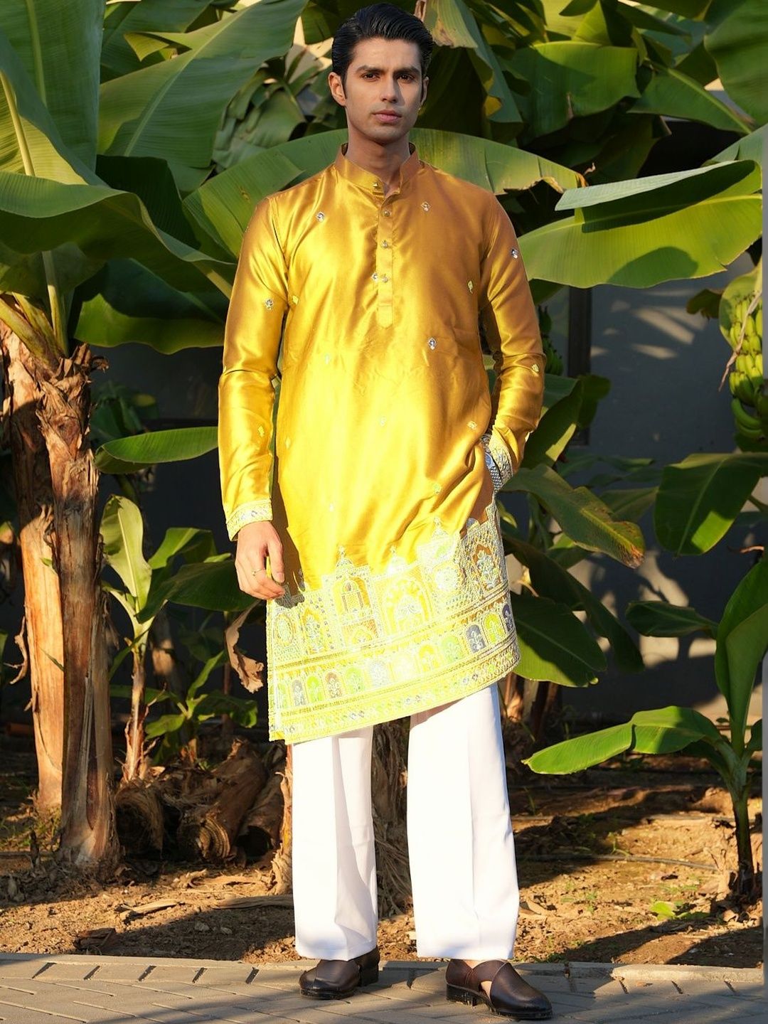 Anouk Men Ethnic Motifs Embroidered Indie Prints Kurta