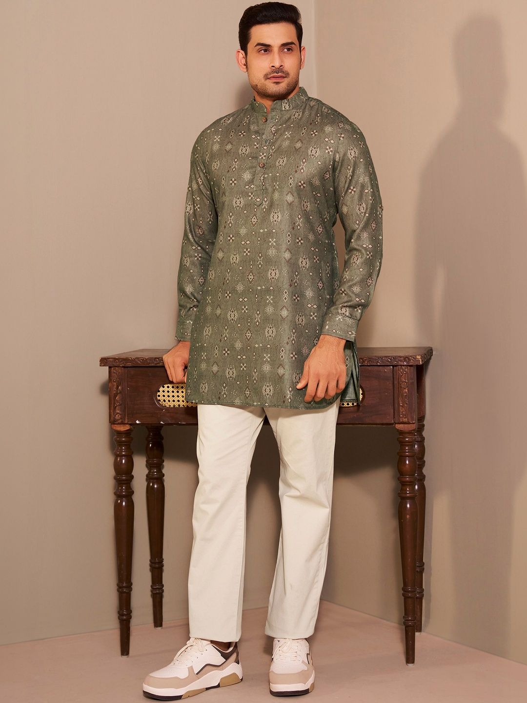 House of Pataudi Printed  Mandarin Collar Above Knee Straight Kurtas