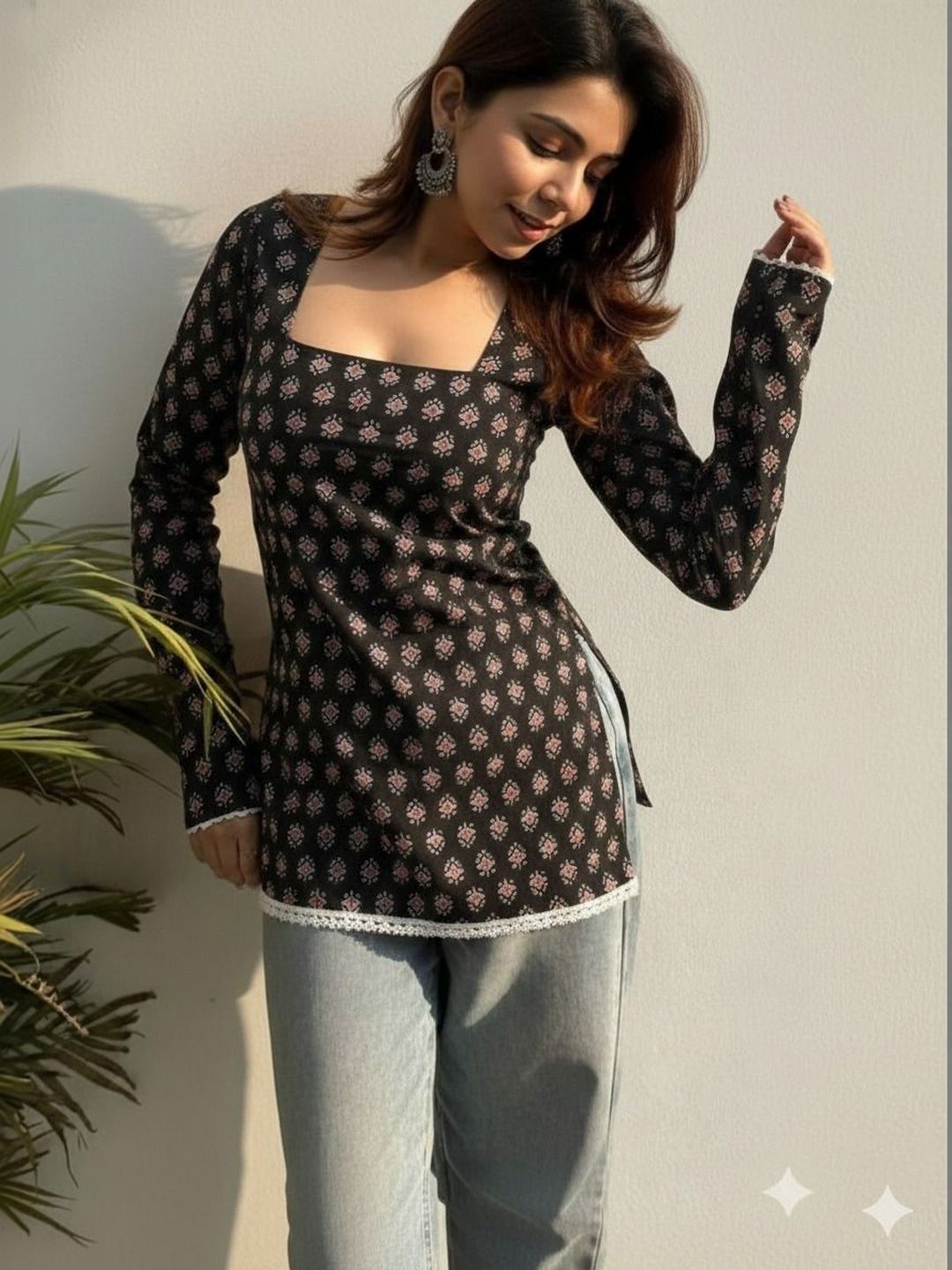 Classy Creation Ethnic Motifs Printed Square Neck Kurti