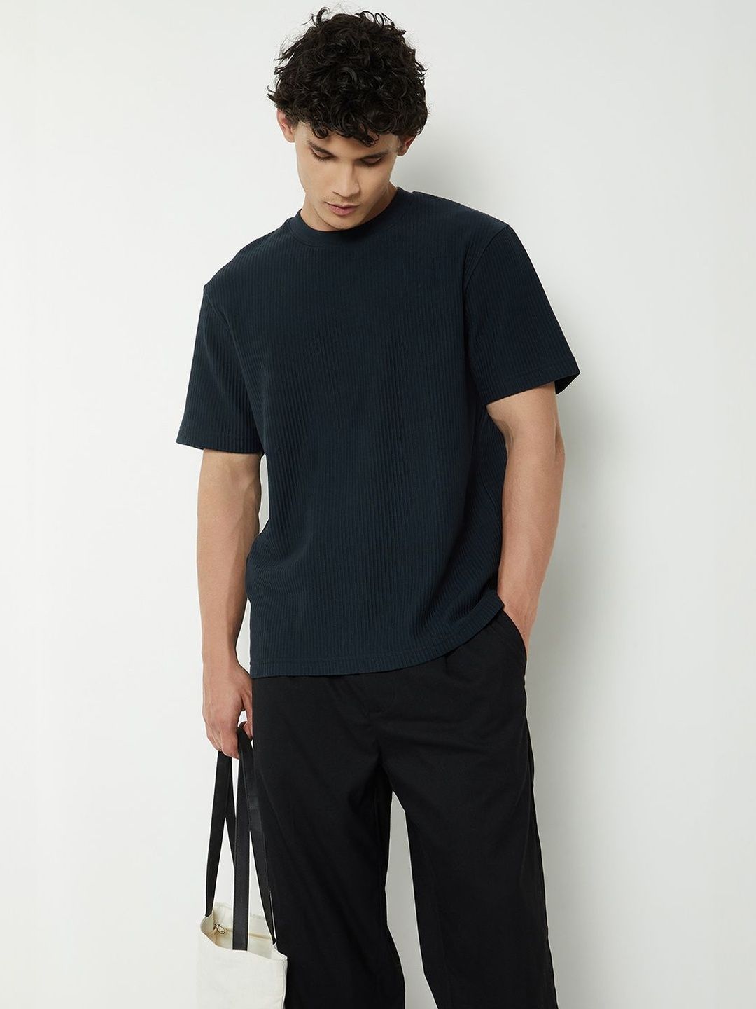 max Men T-shirt