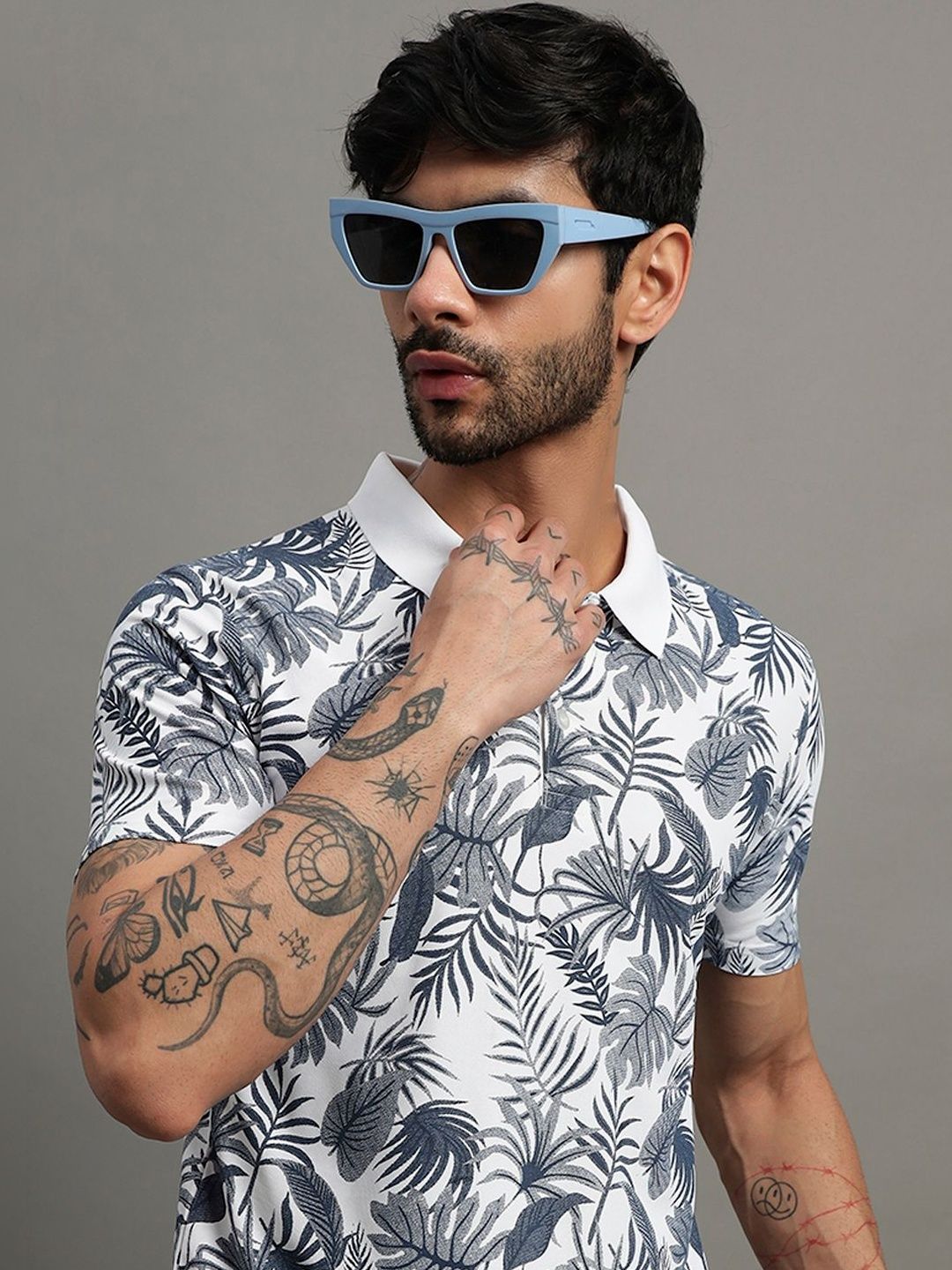 SZN Men Floral Printed Polo Collar Tropical T-shirt