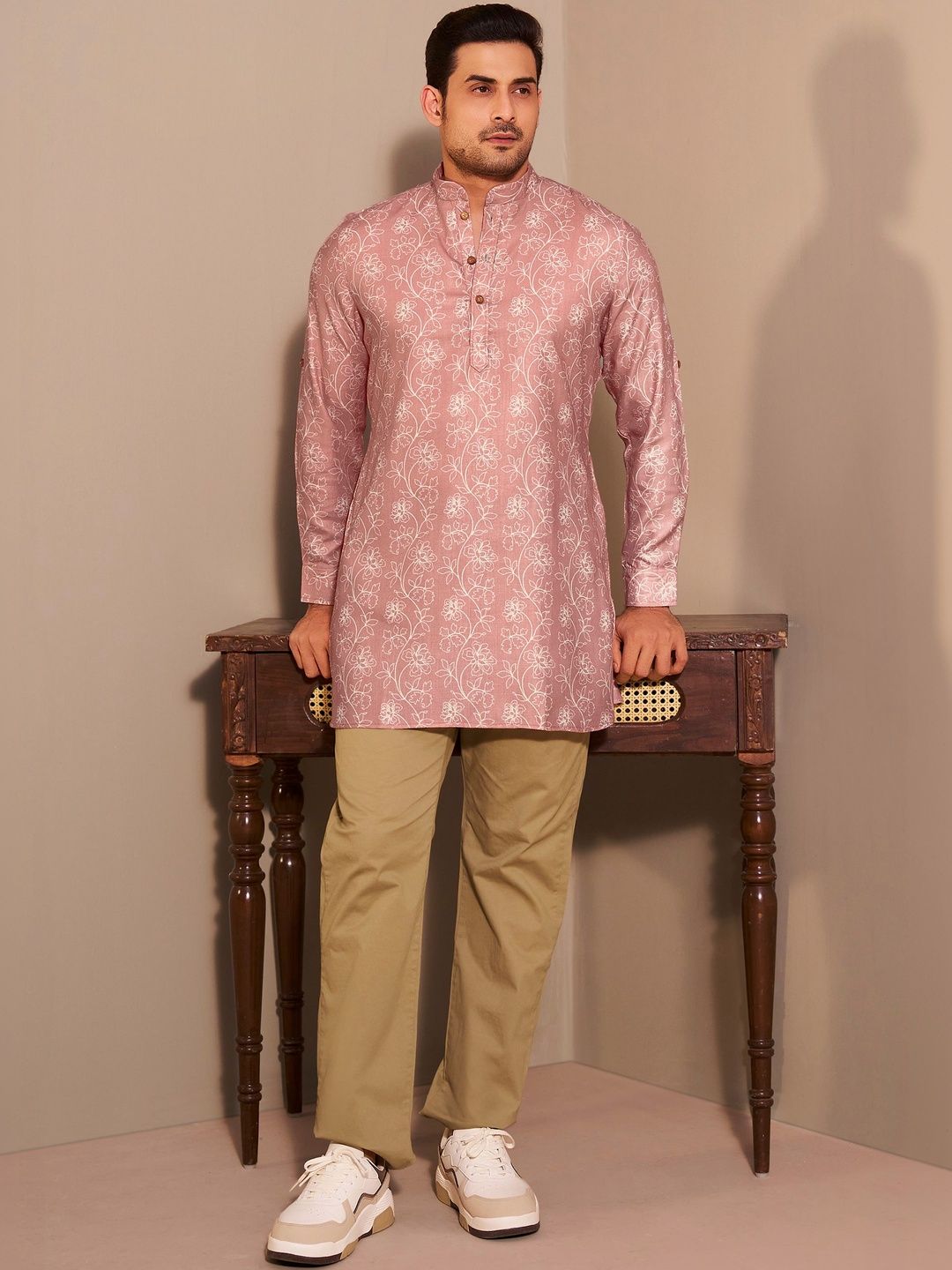 House of Pataudi Printed  Mandarin Collar Above Knee Length Straight Kurtas
