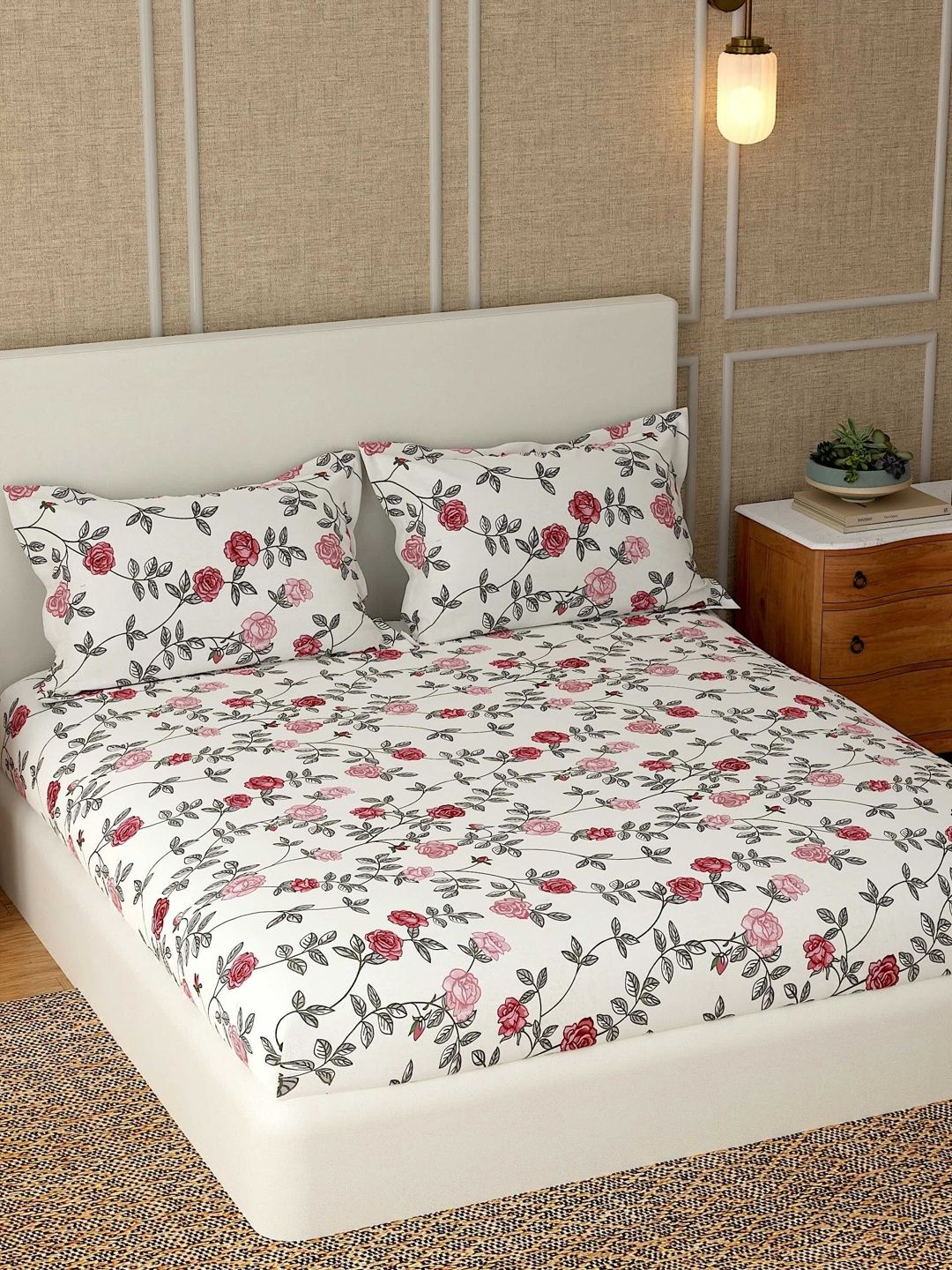 Pure Decor Pure Decor White & White Floral Bedsheet with 2 Pillow Covers
