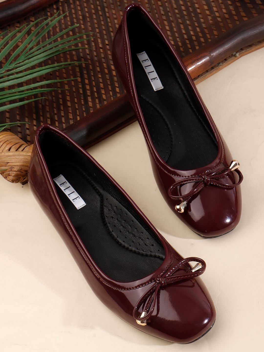 ELLE Women Mojaris with Bows Flats