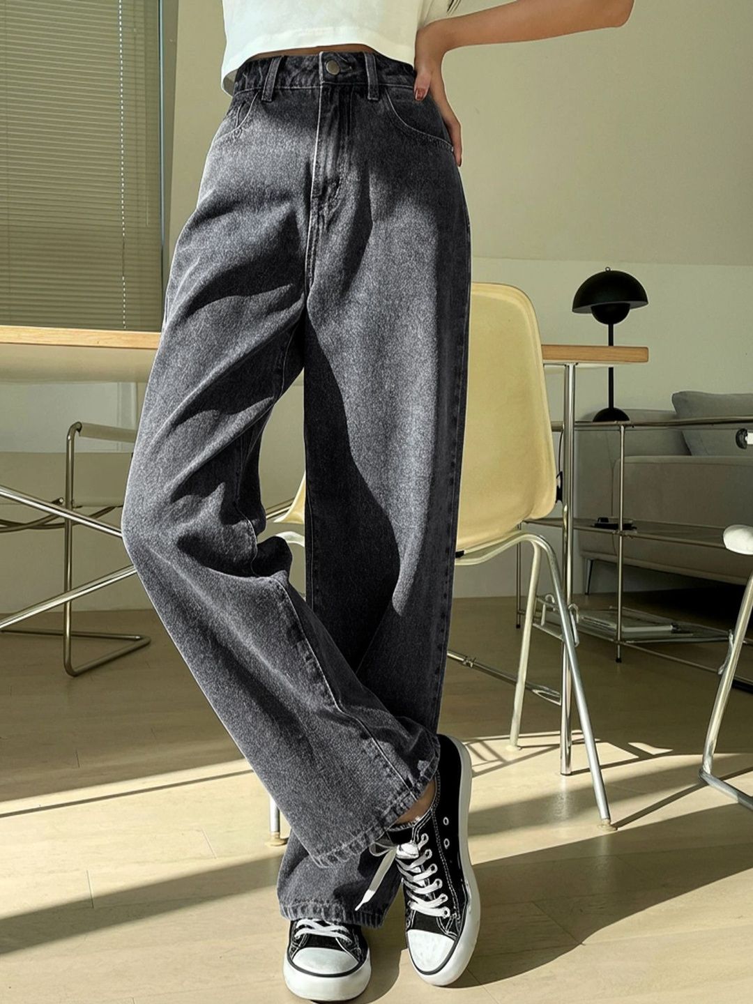 KASHIANXSTYLE Women Comfort Boyfriend Fit High-Rise Light Fade Stretchable Jeans