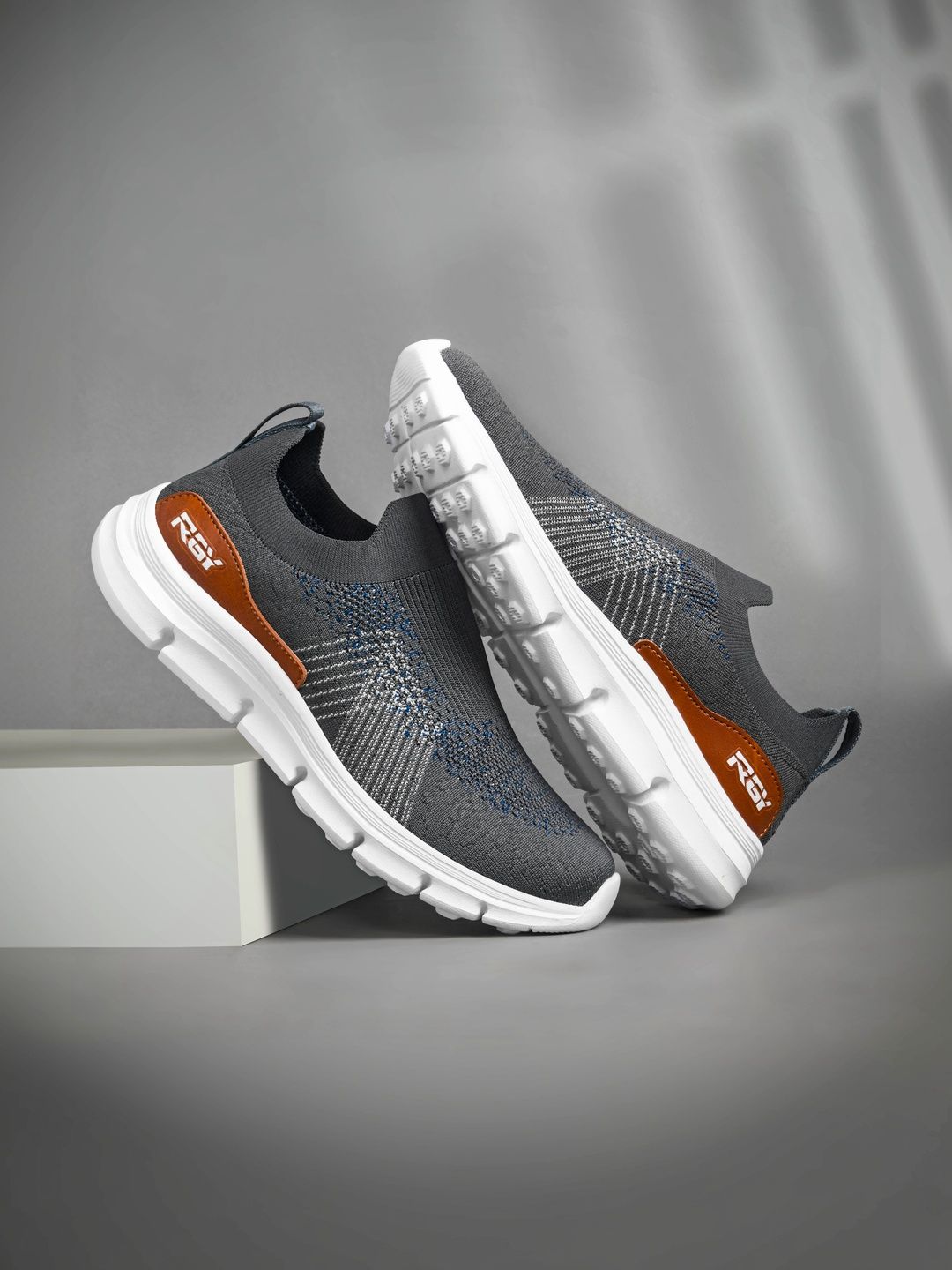 RGY Men Running Non-Marking Shoes