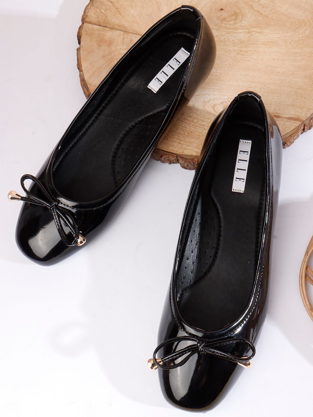 ELLE Women Mojaris with Bows Flats