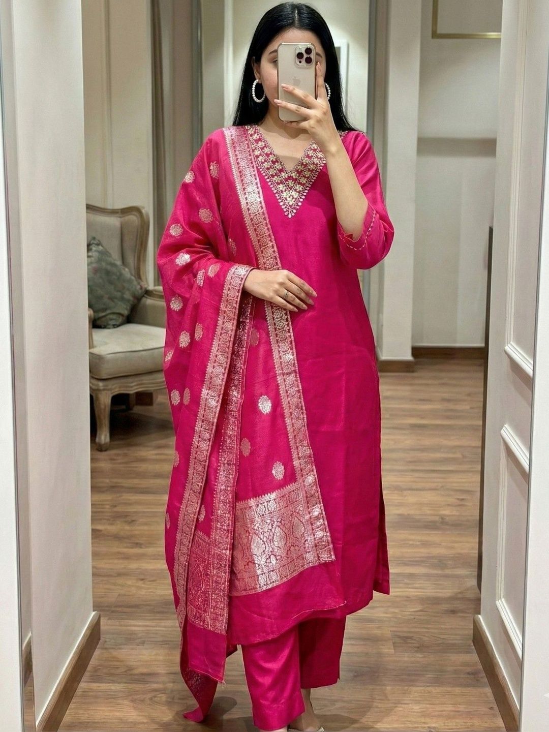 AEBA FASHION AEBA FASHION Women Ethnic Motifs Regular Kurta with Palazzos & With Dupatta