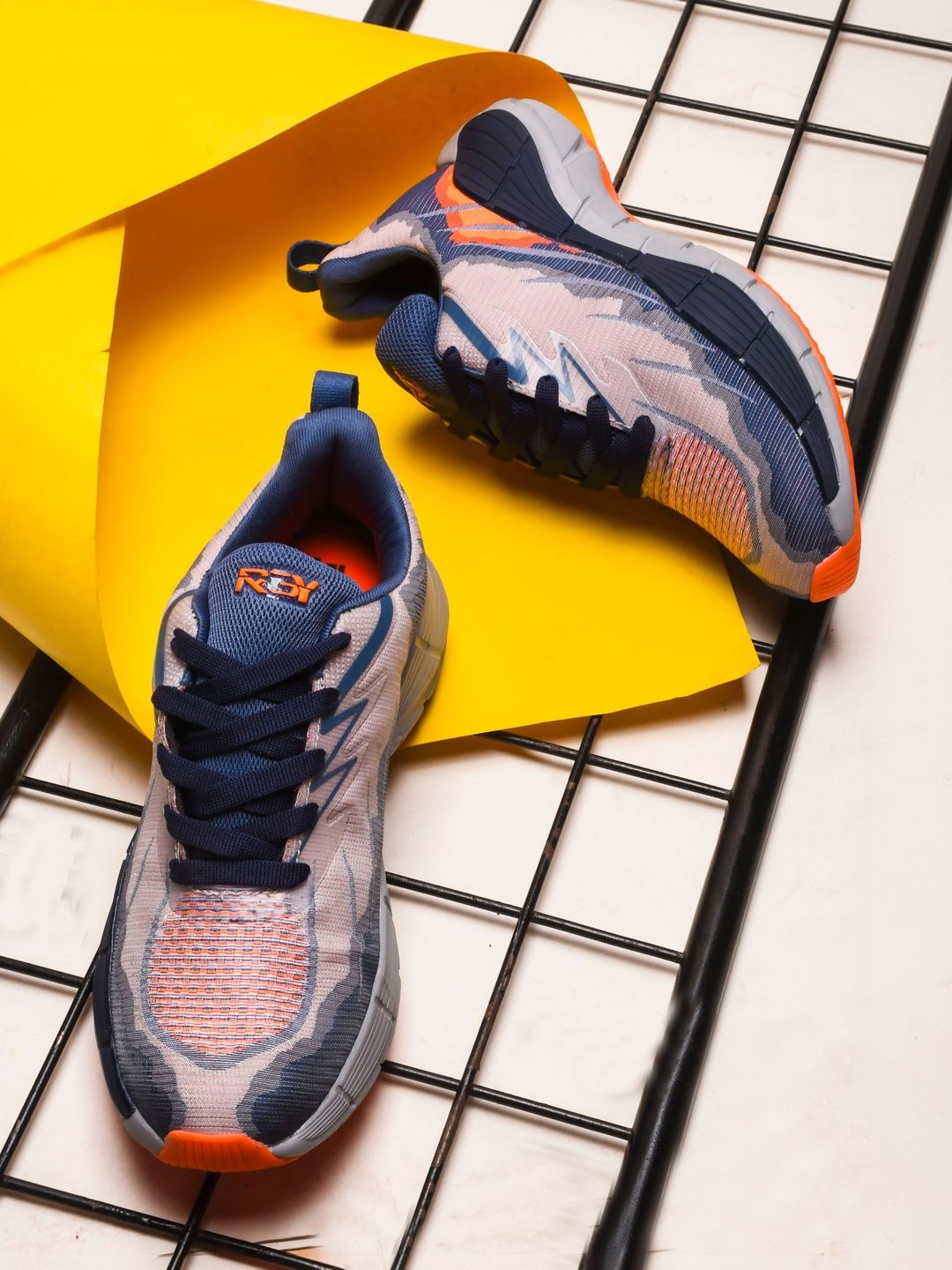 RGY Men Mesh Running Non-Marking Shoes