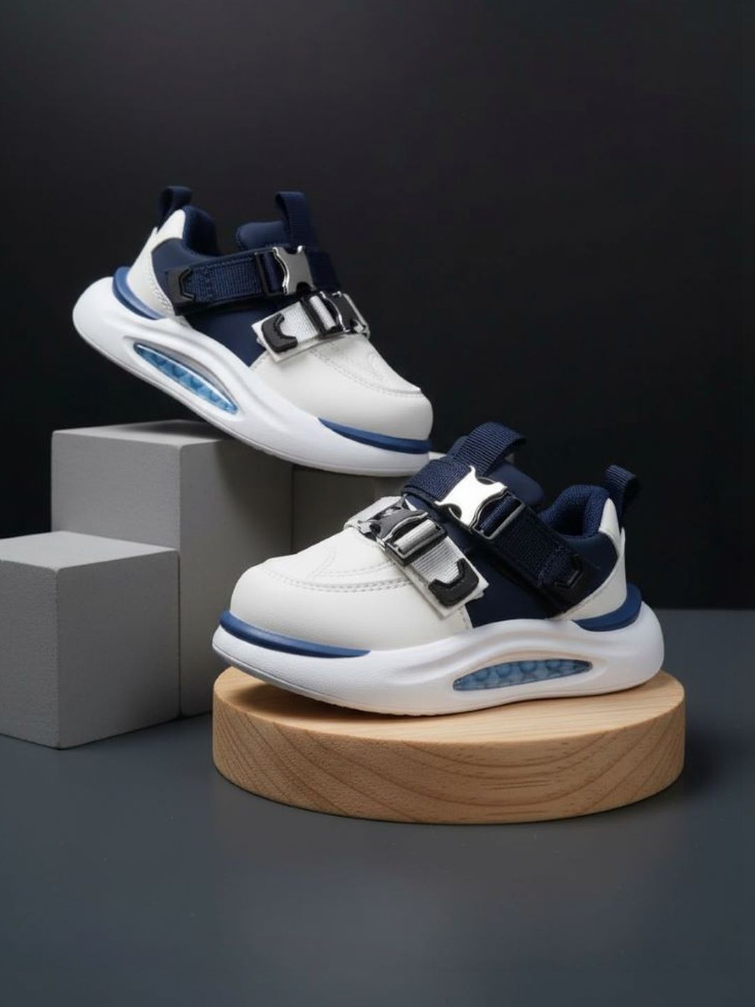 NEW STEPS Girls Sneakers