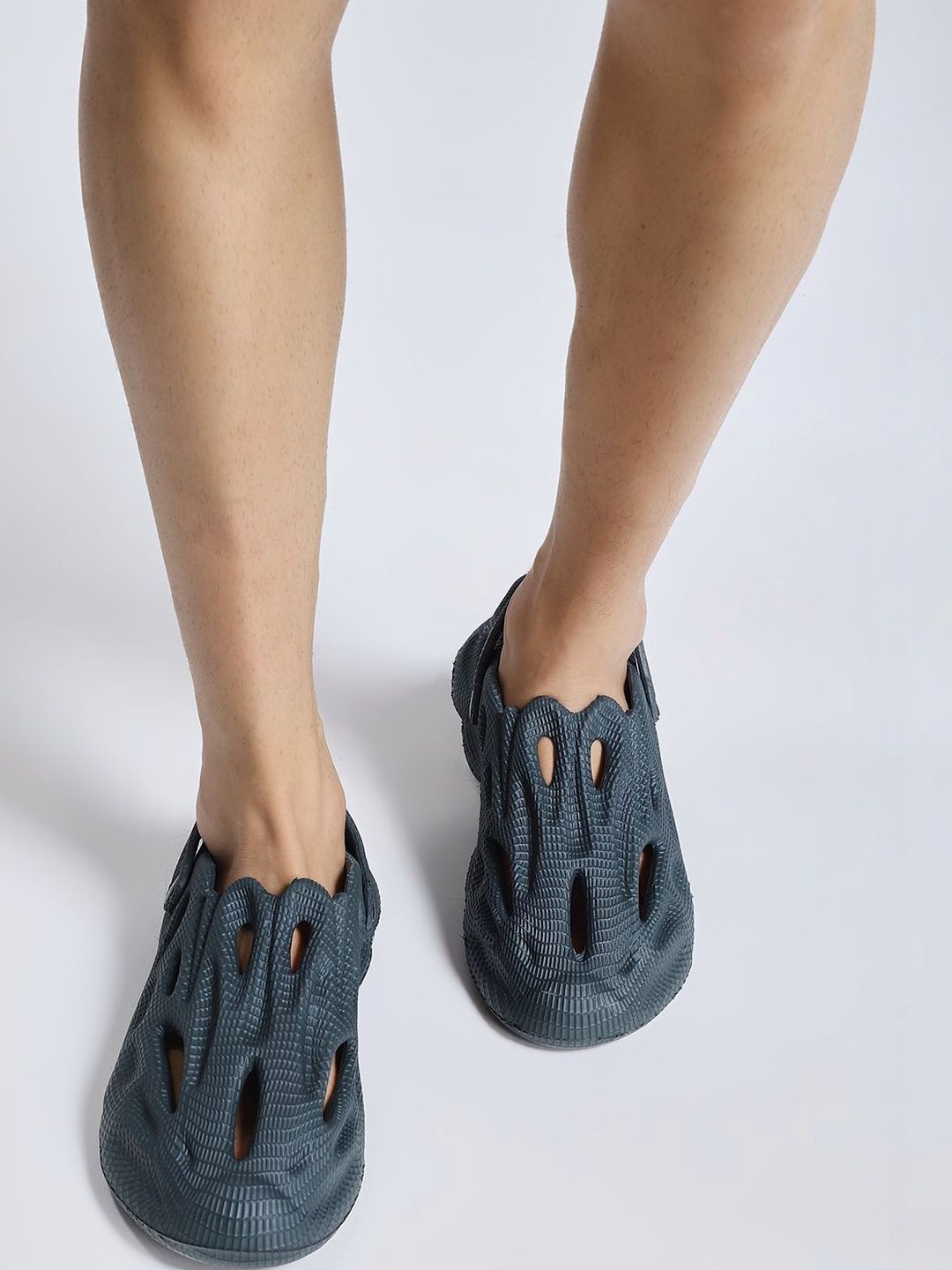 Penguin Clogs Men Clogs