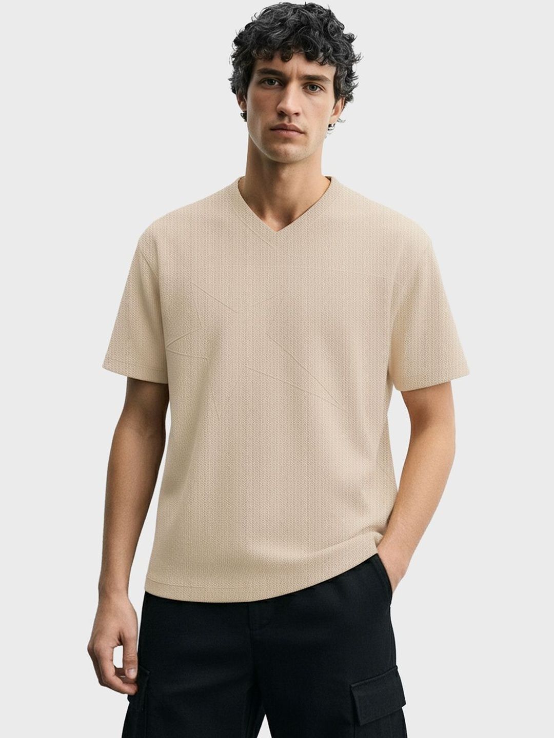 The Indian Garage Co Men V-Neck Boxy T-shirt