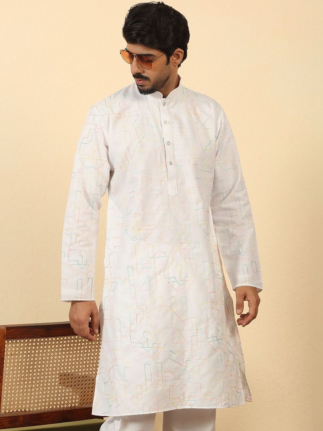 KRAFT INDIA Men Embroidered Thread Work Kurta