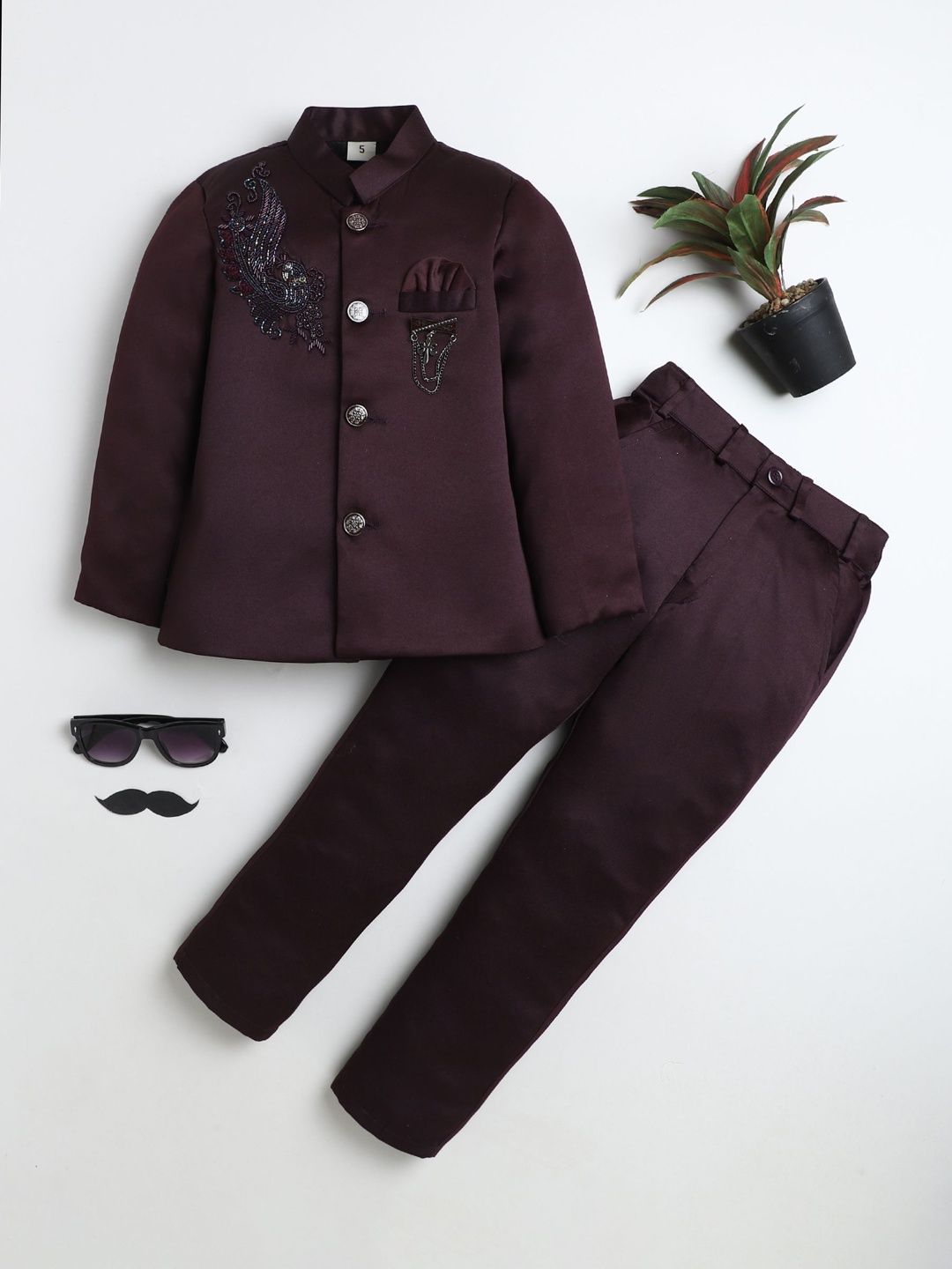 BT DEZINES Boys Embellished Bandhgala Suit Set