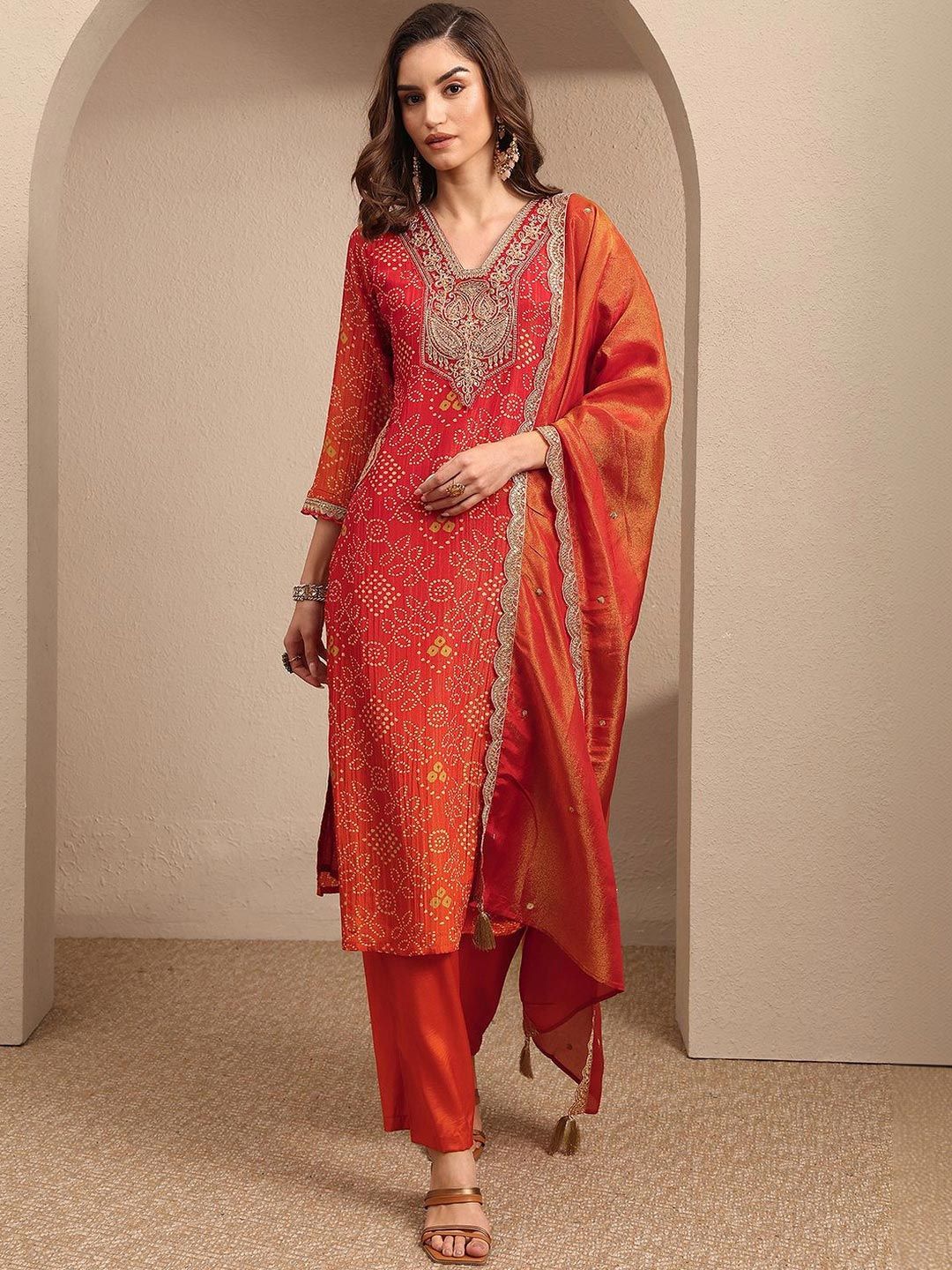 Libas Libas Women Bandhani Printed Regular Kurta with Trousers & With Dupatta