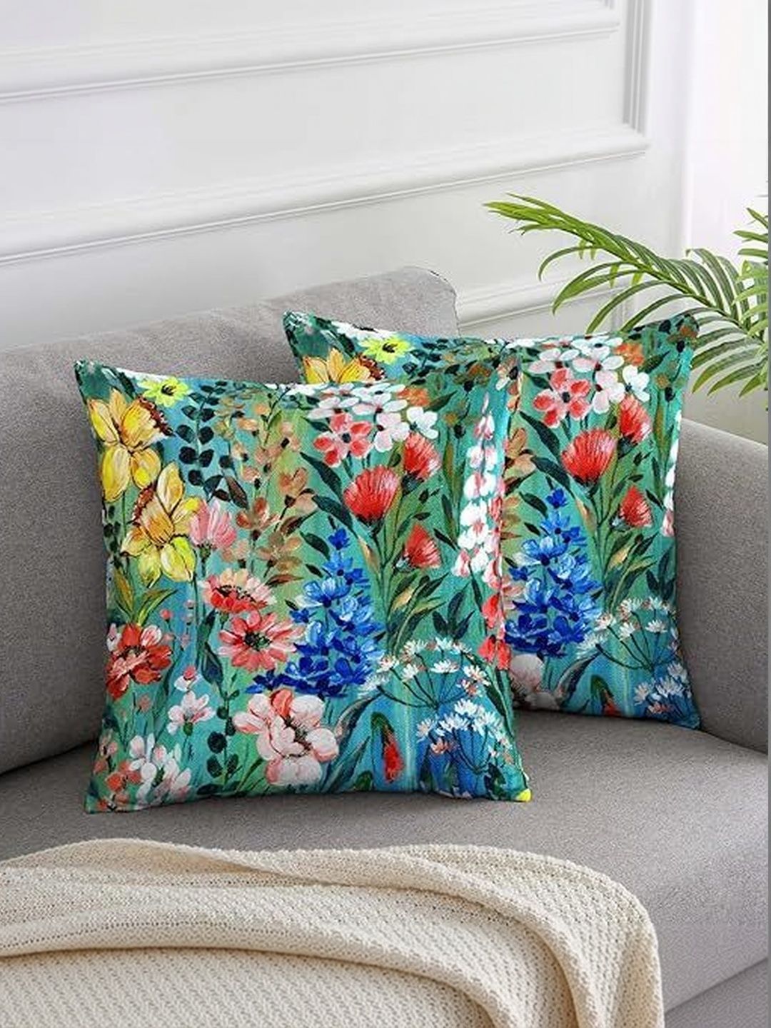 KNOTTING HOME Set of 2 Floral Velvet Square Cushion Covers