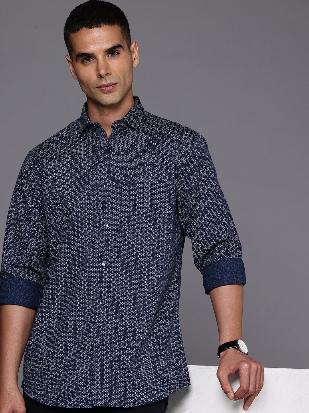 Allen Solly Classic Fit Micro Ditsy Printed Pure Cotton Casual Shirt
