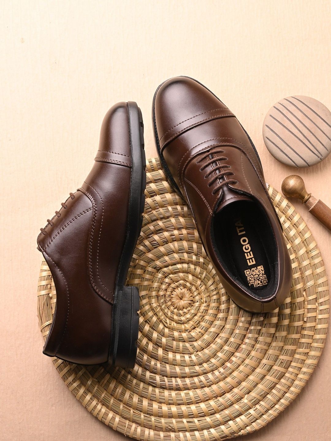 Eego Italy Men Round-Toe Formal Oxfords