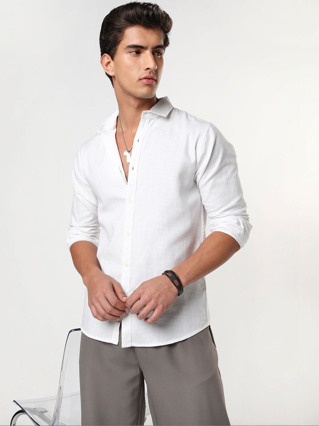 Urbano Fashion Men White Linen Blend Full Sleeve Relaxed Fit Casual Solid Shirt