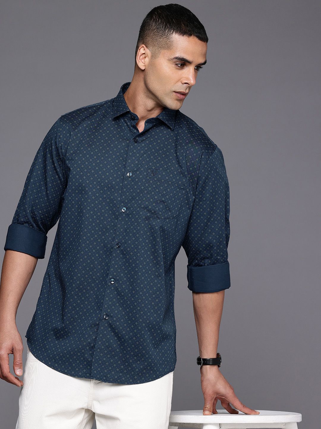 Allen Solly Allen Solly Pure Cotton Classic Fit Geometric Printed Casual Shirt
