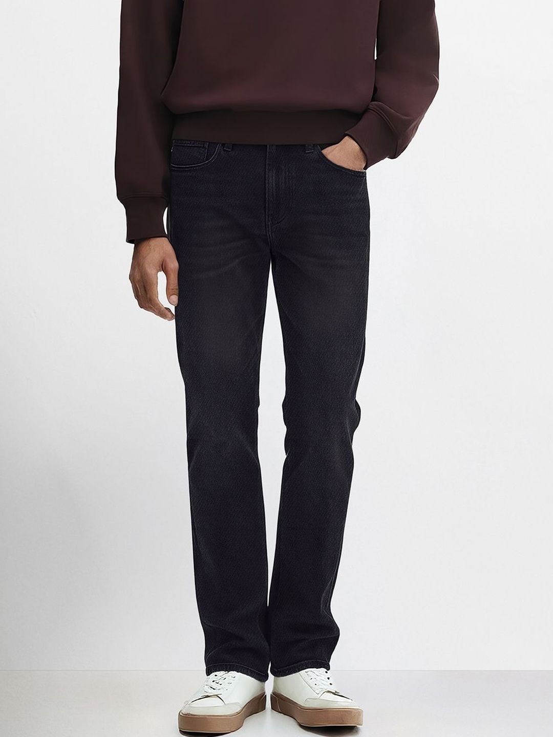 The Indian Garage Co Men Slim Fit Mid-Rise Light Fade Stretchable Jeans