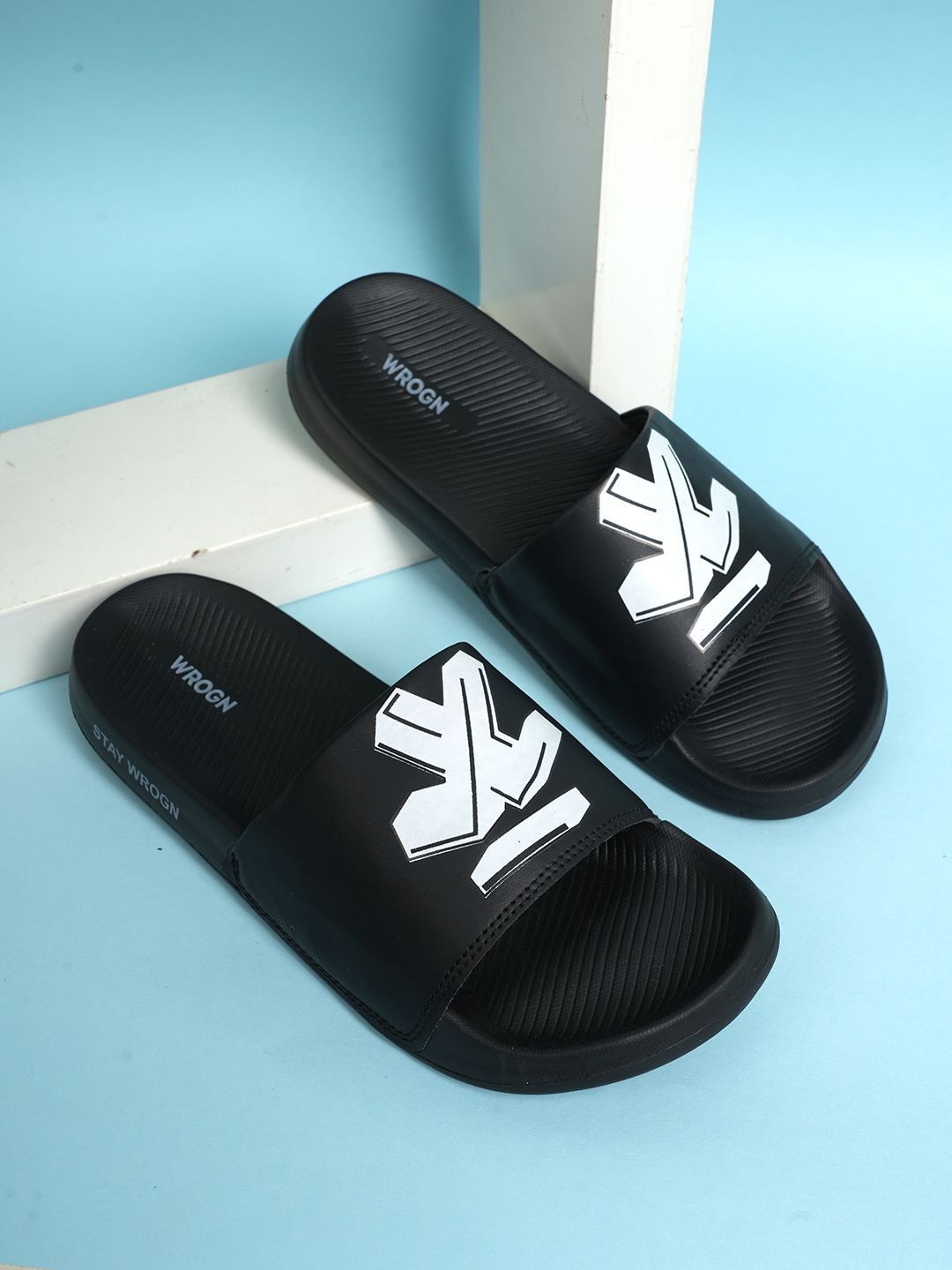 WROGN Men Printed Sliders